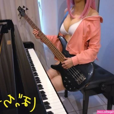 Pan Piano [ pan-piano ] - Hit it or quit it?................. Jay insisted on this caption lol