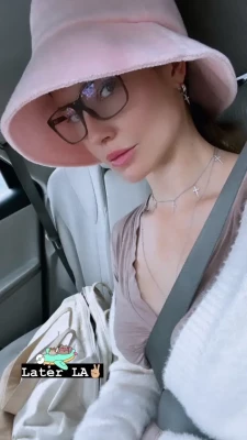 Amanda Rachelle Cerny [ amanda-rachelle-cerny ] - I wanna play with my pussy live if I do is yaw gun tip
