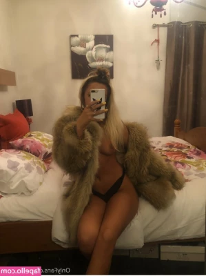Hana Alexiss [ hana-alexiss ] - 28 never looked so good     BirthdayGhoul  Special shout-out to