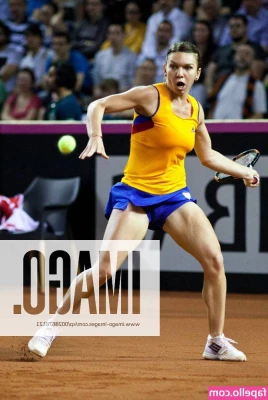 Simona Halep [ simona-halep ] - Photo Set of Liz and Bal Bangar   Liz starts out giving head and then