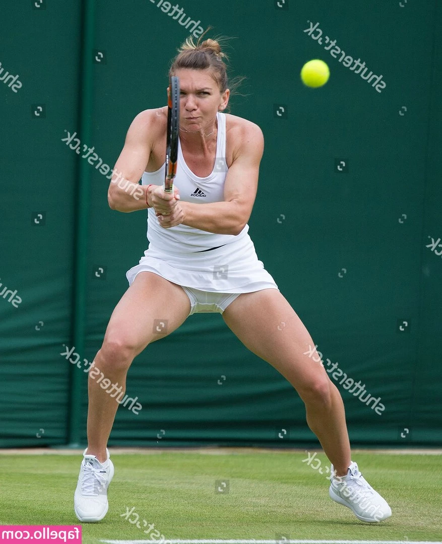 Simona Halep [ simona-halep ] - new glasses