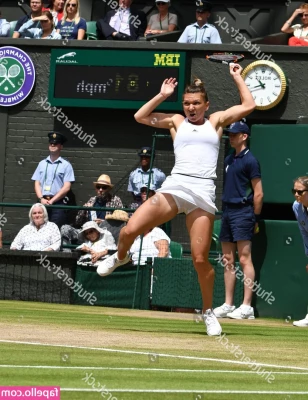 Simona Halep [ simona-halep ] - Oh my G Went to movies came home filled with cream