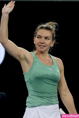 Simona Halep [ simona-halep ] - Hey There  My Fabulous PeachFAM     It s your girl  VIPeach  reaching