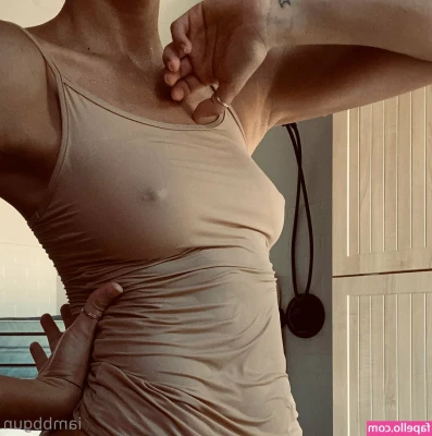 Bianca Vandamme [ bianca-vandamme ] - It be the niggas that account shows they ain t spent one dollar have