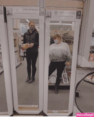 Emaliehall - Booty and sole