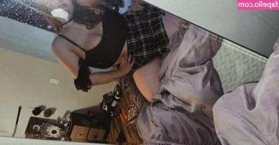 Emaliehall - you prefer ass or pussy