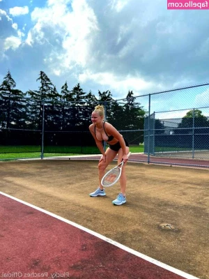 Peaches - Time for my workout  Hope you enjoy the boxing video  and pics