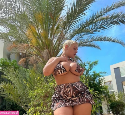 Peaches - Spread... Now lick