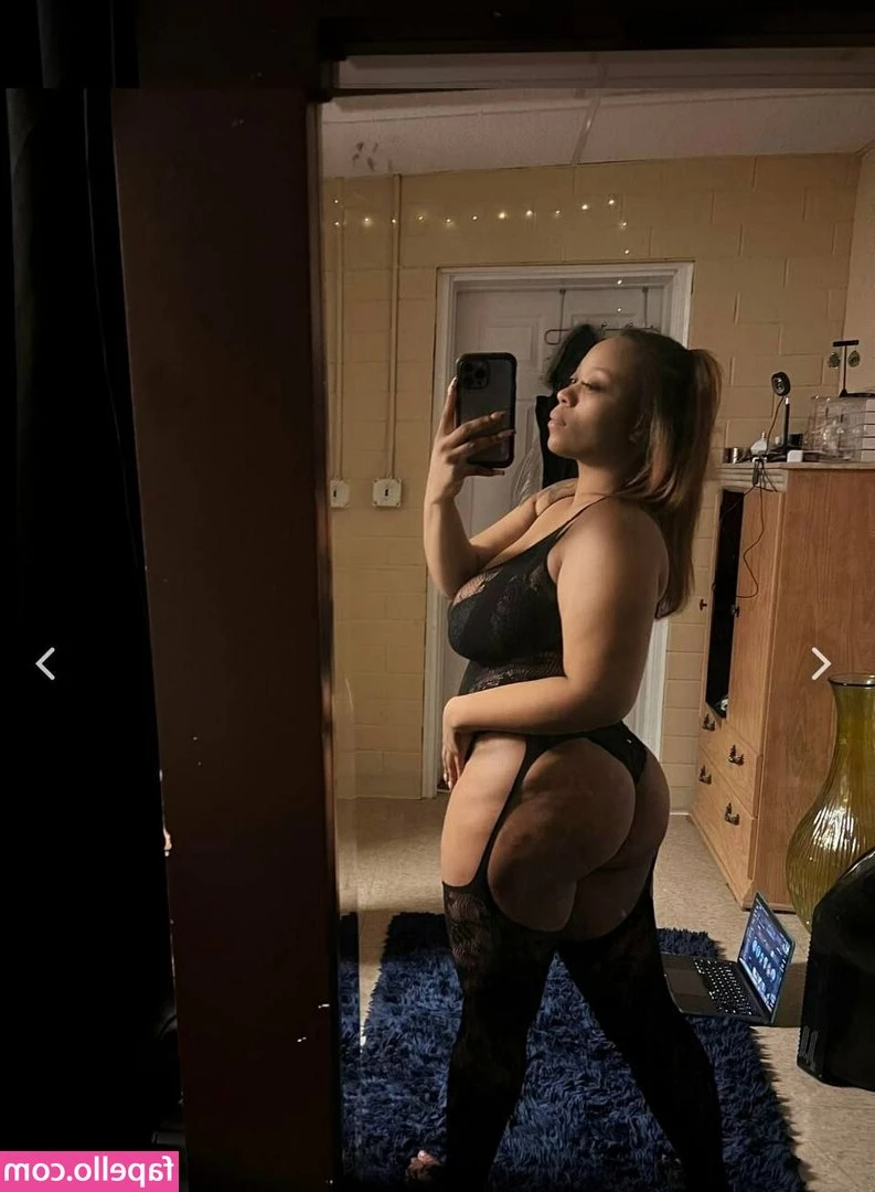 Dee Dee Davis [ dee-dee-davis ] - Visit my VIP page baby    onlybrownie