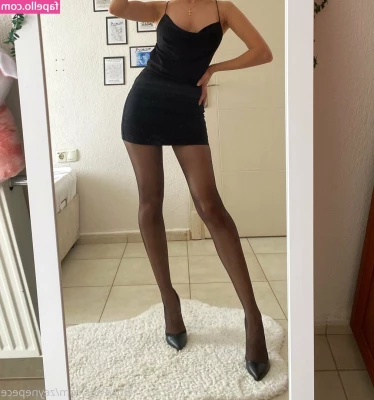 Zeynep Ece [ zeynep-ece ] - 💙 live on chaturbate! 💙 allmylinks.com/lexihowl