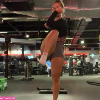 MyProtein - *REPOST - Who likes throatfucking and straight hipster types? Be sure
