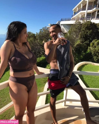 Mickyla Goslett [ mickyla-goslett ] - I'd rather have your face on this pussy instead of my hand🤤🥵