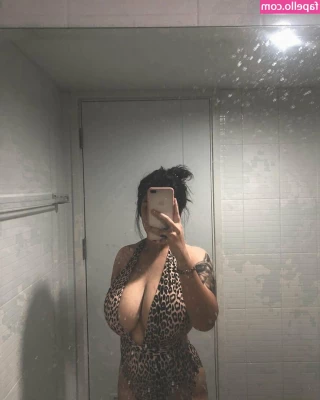 Yes Give [ yes-give ] - Mmm  piggymouth squeezing her gorgeous tits as I fuck her soaking wet part 1