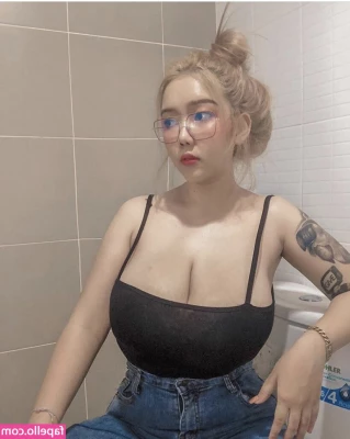 Yes Give [ yes-give ] - That postpartum orgasm just hits different especially when different