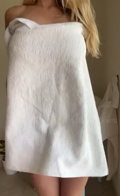 marta - I haven't had a threesum in awhile...or eaten pussy so reminisce with part 1