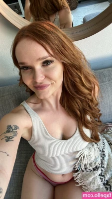 chloefoxxe - I love tiny thongs 👼 part 1