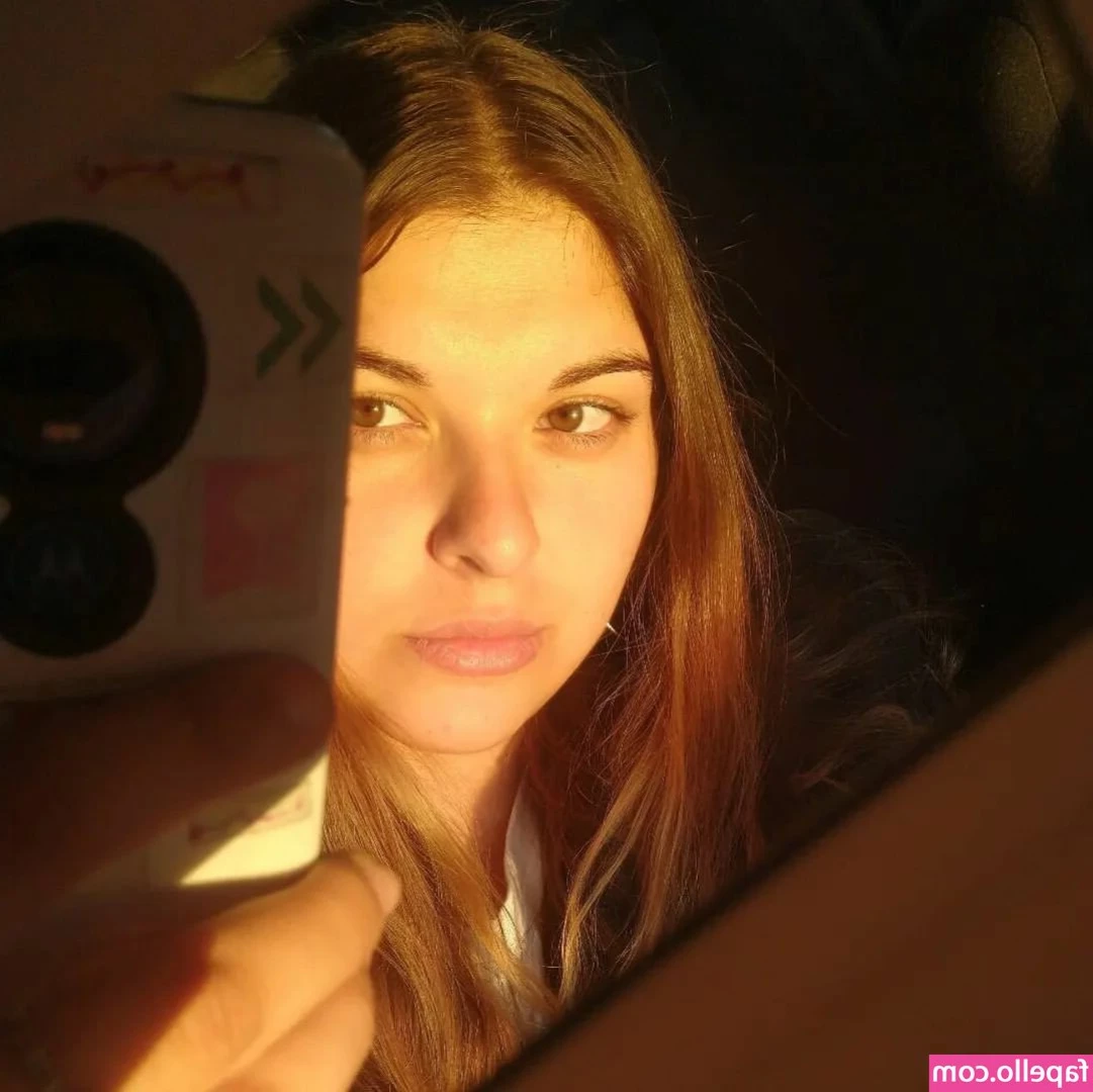 Agustina Doffo [ agustina-doffo ] - Who’s in my DM’s! 💜🥰