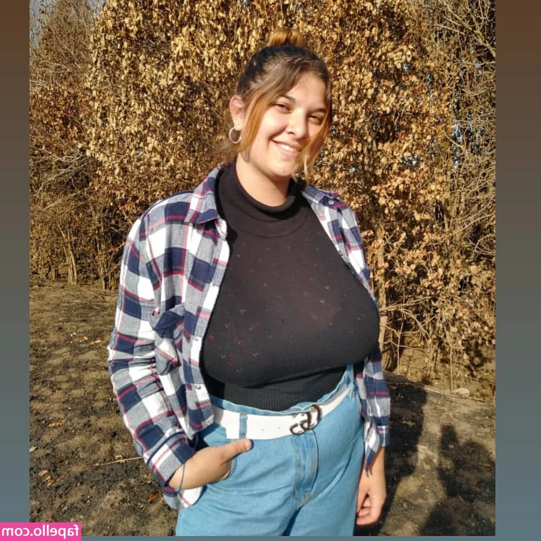 Agustina Doffo [ agustina-doffo ] - I d love some hot cum spurted all over my titties right now