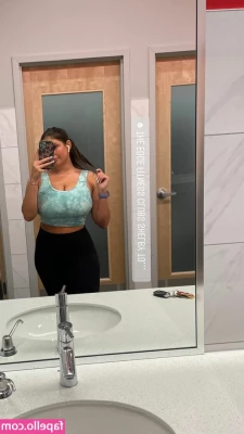 Kasey - Spreading wide open for daddy 🤤🤤🤤