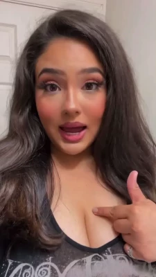  [ esmeralda-quintero ] - Live now    For SkypeShows DM me