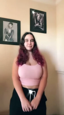 Goddess Ray [ goddess-ray ] - Some curves for you to grab onto