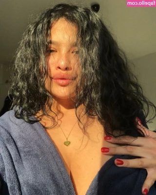 Melannia - BLACK WEEKEND SALE    3 15 for a whole month on my paid onlyfans  