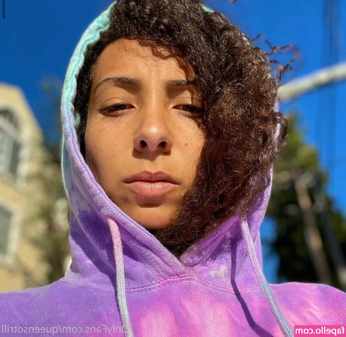 QueenSoTrill [ queensotrill-1 ] - What type of content y all want to see