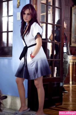 Dulce Maria [ dulce-maria ] - Back is killing me rn guess it s gonna be an Uber eats type of day
