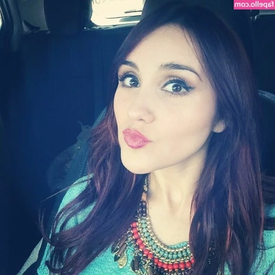 Dulce Maria [ dulce-maria ] - Hey baby  I hope your Hump Day has been pumpin  Me  Oh  I have been