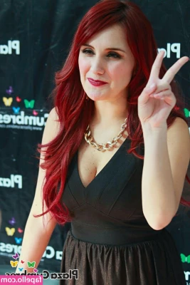 Dulce Maria [ dulce-maria ] - Happy Easter  Kinda feel like a bad bunny