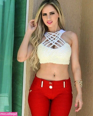 Daiane Novais [ daiane-novais ] - Pick an item from my wish list and get exclusive content sent to you