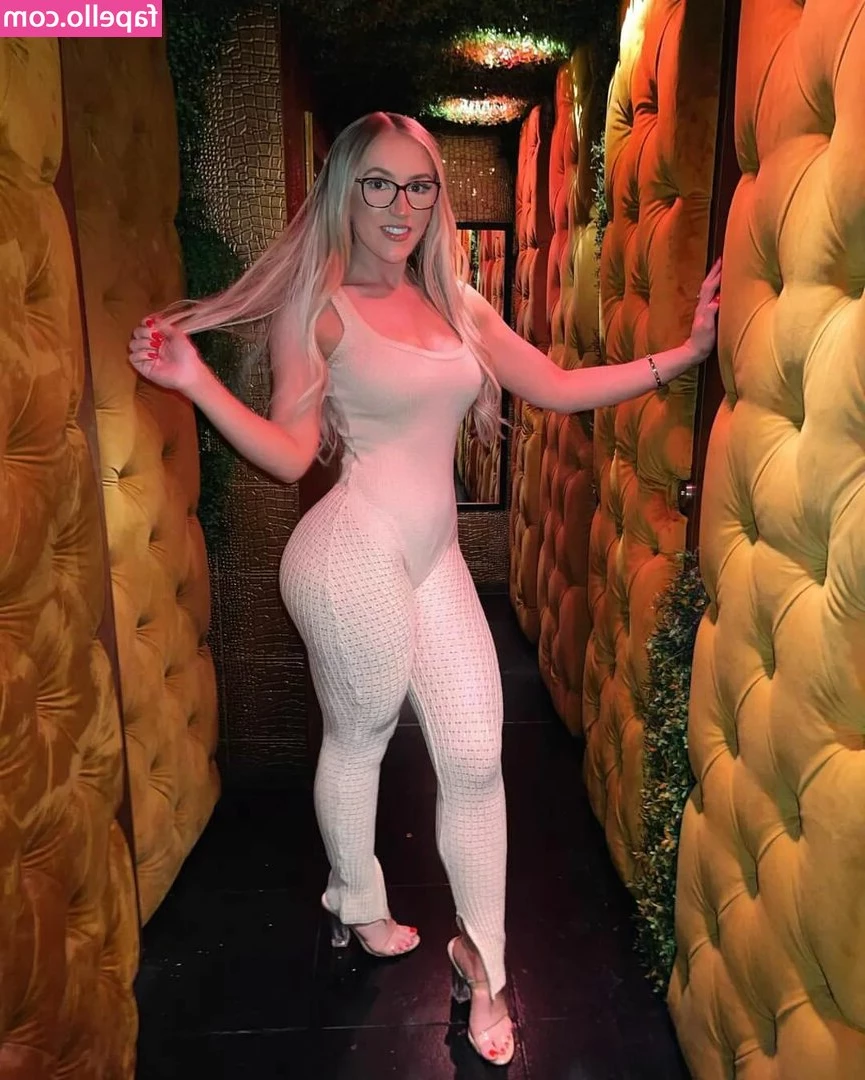 Brogan Small [ brogan-small ] - Just a little tease