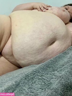 chunkybabee - More wardrobe added to the lingerie sets