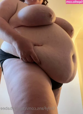 chunkybabee - That naughty maid is back. See what happens when she receives a