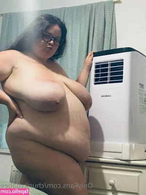chunkybabee - A little shower fun while the man s away