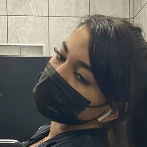 nikki-cross