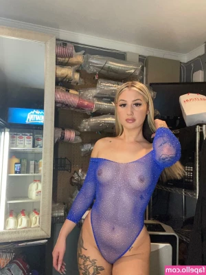 Barista Barbie [ barista-barbie ] - Happy Thursday babies 💖😊