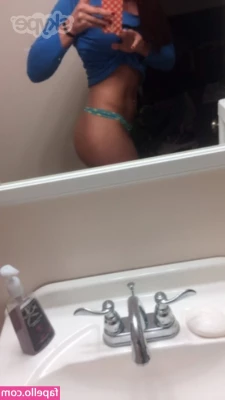 Shayna Foappiano [ shayna-foappiano ] - Tips for new shoes now... 😜