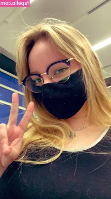 Bun1aca - Who wants too cum join Daddy in spanking me