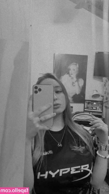 Bun1aca - she petite but packin a lot 🖤