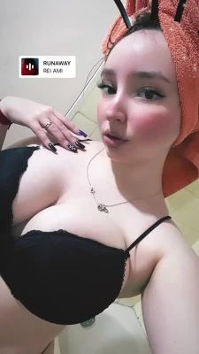 Bun1aca - Found this outfit today