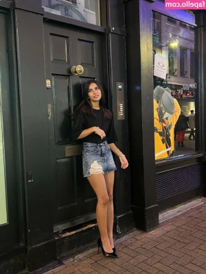 Tina Tonkin [ tina-tonkin ] - Would you worship my ass?👀😇