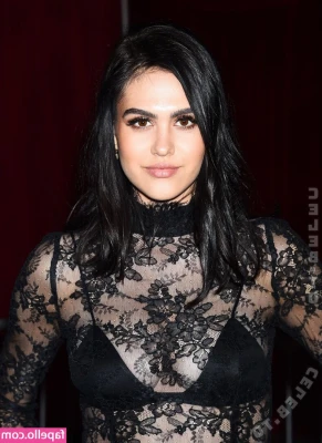 Amelia Gray Hamlin [ amelia-gray-hamlin-1 ] - Eat me like this from behind 🥵 Me come assim por trás 🥵