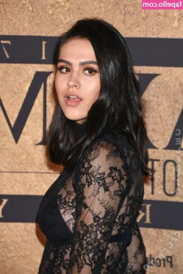 Amelia Gray Hamlin [ amelia-gray-hamlin-1 ] - Did you guys like this outfit? 🥰