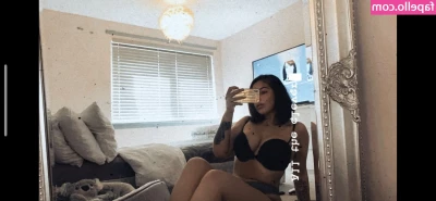 Shannon Robertson [ shannon-robertson ] - I love my titties hehe