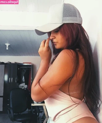 Dj Jhenny [ dj-jhenny ] - Mondays making you feel blue? Let me cheer you up tonight! Send me a