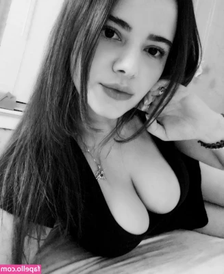 vanessinator - Happy Friday! 🐶💕