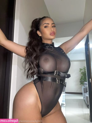angelacastellanos - Come and see what i just posted on the feed     redxxxvelvet