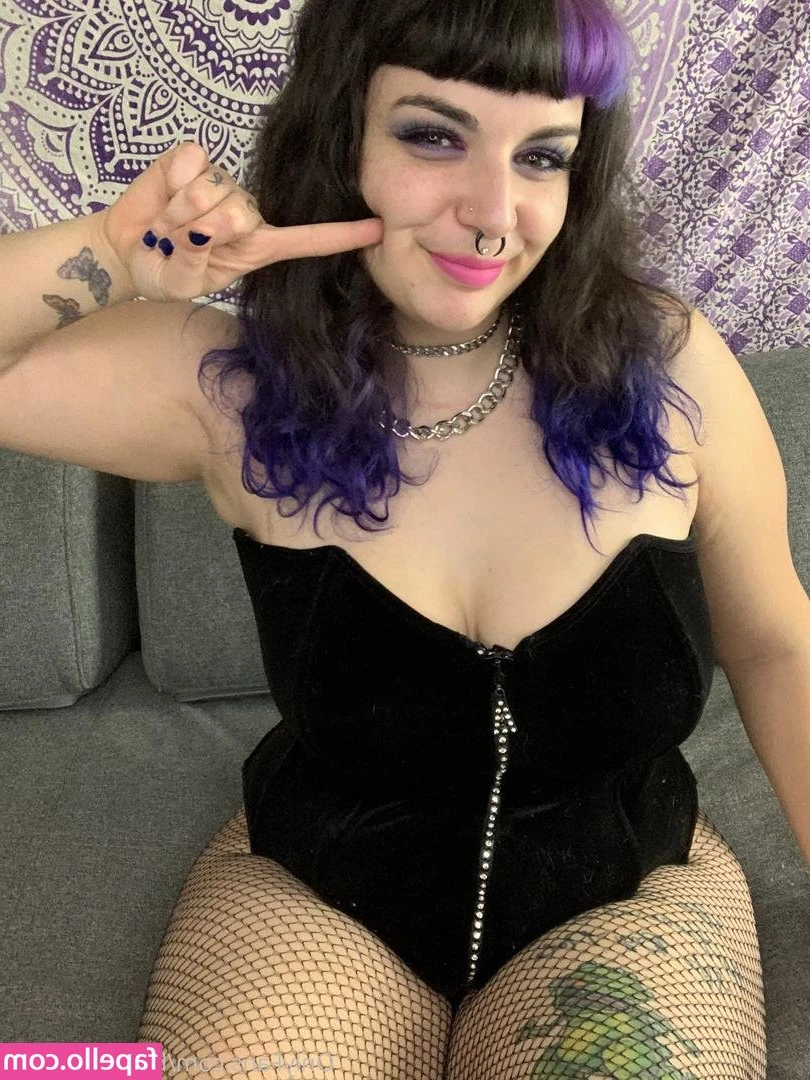 beautyybxtchh - Cum take a bath with me   Please don t forget about the pinned post