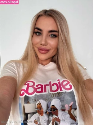 alicedollyua - Here it is babes   my fuck machine prone bone vid  I came SOOOOOO